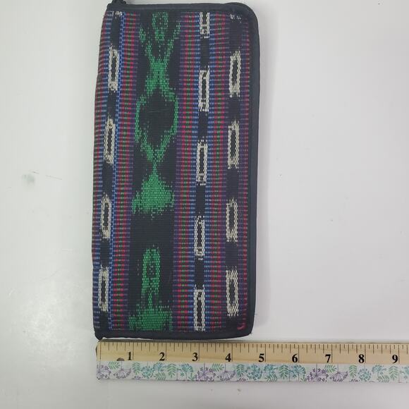Vintage Unbranded Travel Wallet Aztec Print wrist strap full zip card slots - Picture 6 of 7